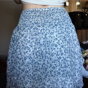 FREE W/ PURCHASE - Garage ruffle skirt